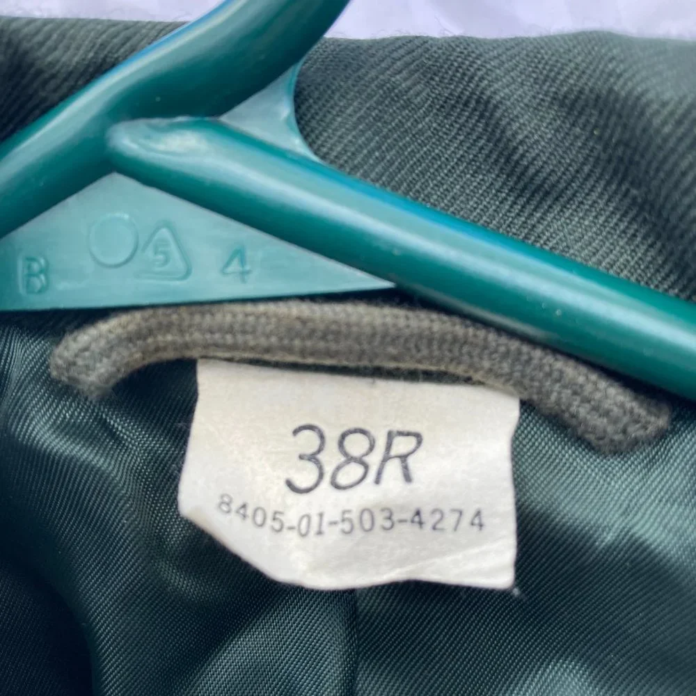 Vintage U.S. Army Men's Coat Green 36R Dress Uniform DeRossi & Son Overcoat - Picture 10 of 10